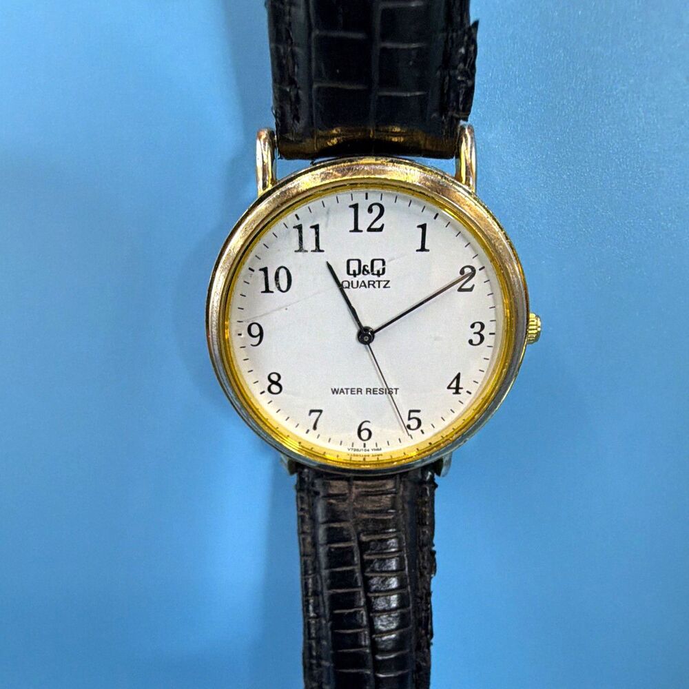 Q&Q Quartz Analog Wristwatch 30m WR White Dial Gold-Tone Case Black Leather